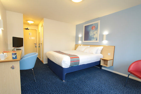 Travelodge Wadebridge Habitación foto